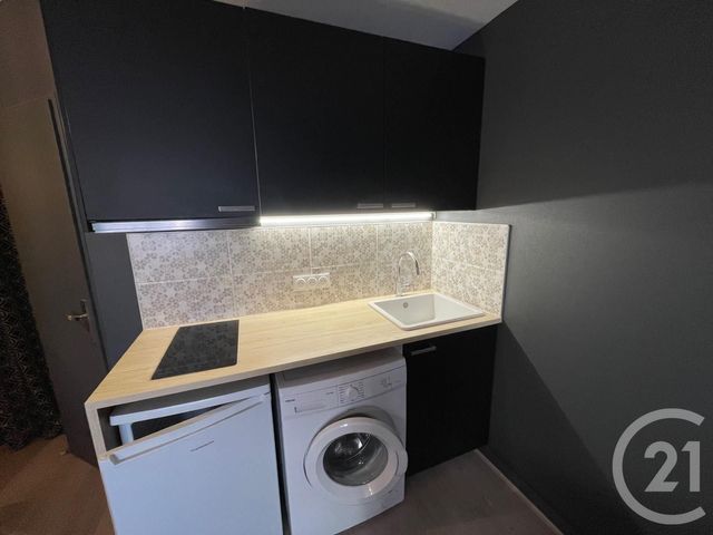 Appartement T1 à louer - 1 pièce - 22.68 m2 - LYON - 69008 - RHONE-ALPES - Century 21 Grande Rue
