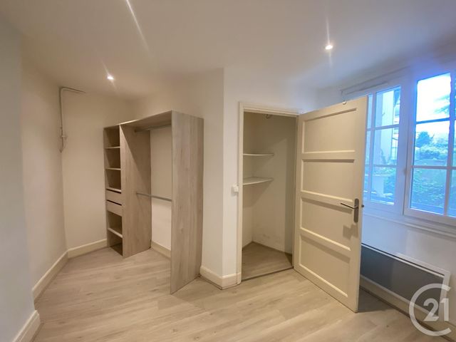 Appartement F2 à louer - 2 pièces - 37.0 m2 - VILLEURBANNE - 69 - RHONE-ALPES - Century 21 Grande Rue
