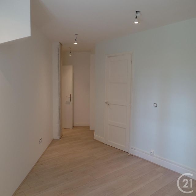 Appartement F2 à louer - 2 pièces - 37.0 m2 - VILLEURBANNE - 69 - RHONE-ALPES - Century 21 Grande Rue
