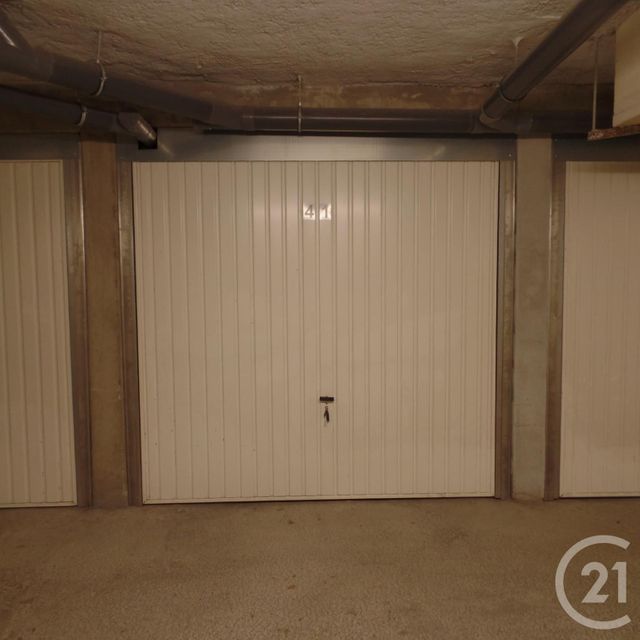 parking à louer - 13.0 m2 - VILLEURBANNE - 69 - RHONE-ALPES - Century 21 Grande Rue