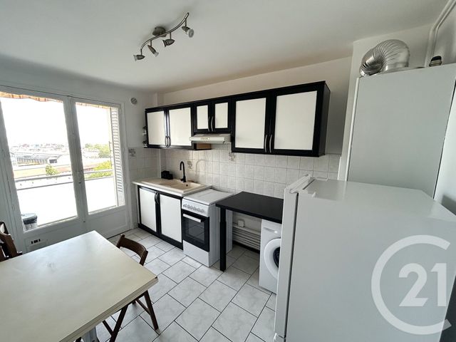 Appartement F4 à louer - 4 pièces - 70.0 m2 - OULLINS - 69 - RHONE-ALPES - Century 21 Grande Rue