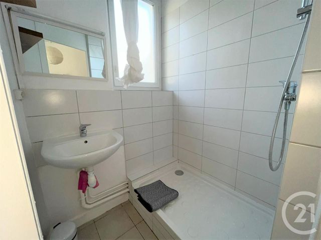 Appartement T2 à louer - 2 pièces - 39.03 m2 - LYON - 69003 - RHONE-ALPES - Century 21 Grande Rue