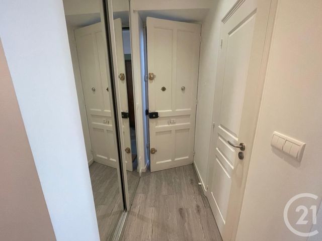 Appartement F2 à louer - 2 pièces - 44.73 m2 - LYON - 69003 - RHONE-ALPES - Century 21 Grande Rue