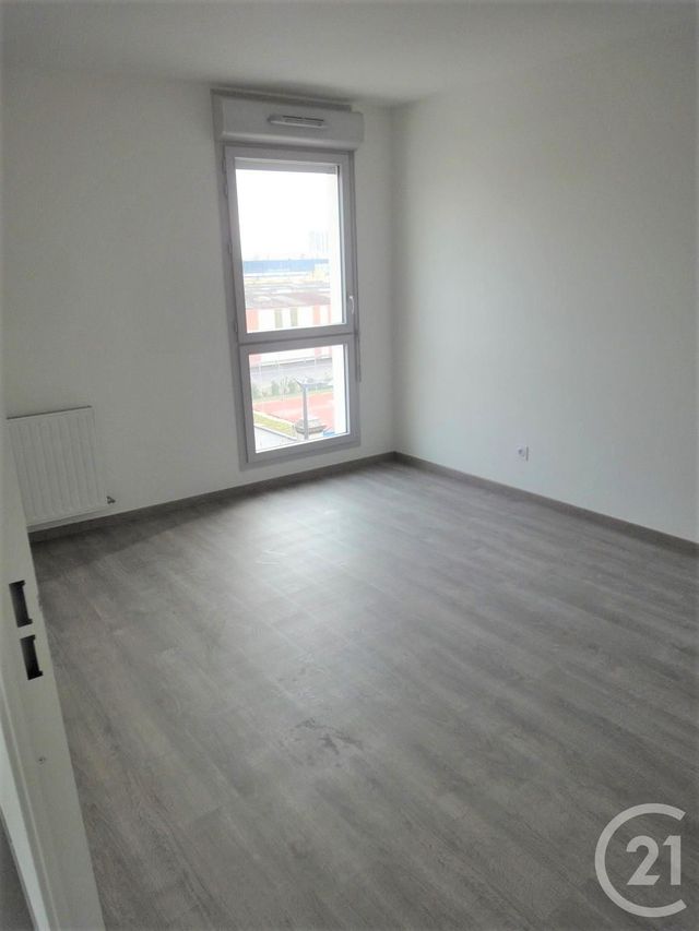 Appartement T2 à louer - 2 pièces - 43.37 m2 - LYON - 69007 - RHONE-ALPES - Century 21 Grande Rue