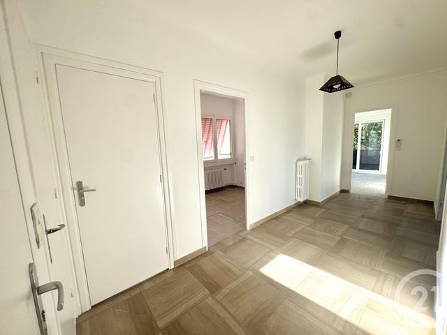 Appartement T5 à vendre - 5 pièces - 123.5 m2 - VERNAISON - 69 - RHONE-ALPES - Century 21 Grande Rue