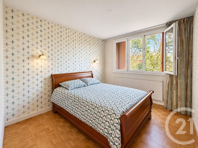 Appartement T3 à vendre - 3 pièces - 69.12 m2 - LA MULATIERE - 69 - RHONE-ALPES - Century 21 Grande Rue