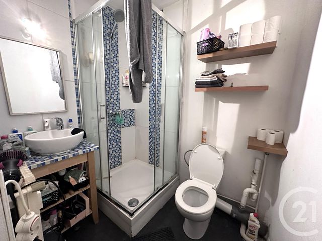 Appartement T1 à louer - 1 pièce - 33.98 m2 - OULLINS - 69 - RHONE-ALPES - Century 21 Grande Rue