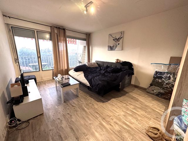 Appartement T1 à louer - 1 pièce - 33.98 m2 - OULLINS - 69 - RHONE-ALPES - Century 21 Grande Rue