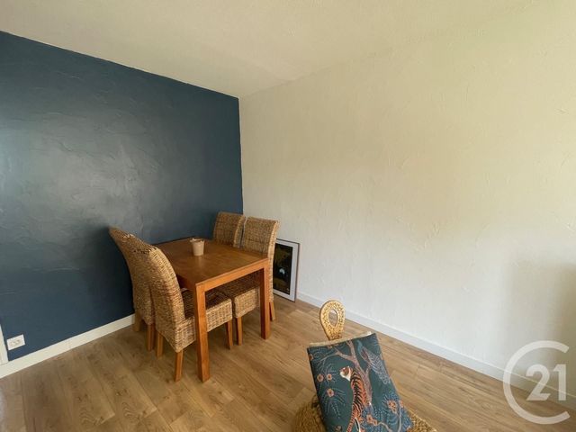 Appartement T2 à louer - 2 pièces - 46.08 m2 - OULLINS - 69 - RHONE-ALPES - Century 21 Grande Rue