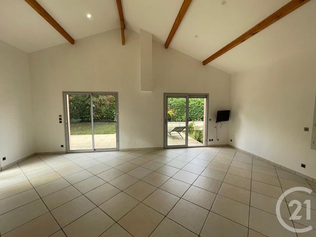 maison à louer - 4 pièces - 116.9 m2 - PIERRE BENITE - 69 - RHONE-ALPES - Century 21 Grande Rue
