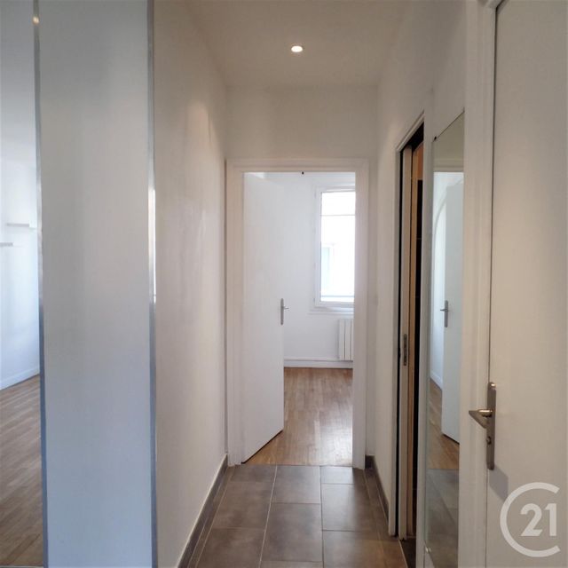Appartement F3 à louer - 3 pièces - 57.32 m2 - VILLEURBANNE - 69 - RHONE-ALPES - Century 21 Grande Rue