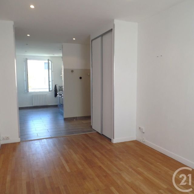 Appartement F3 à louer - 3 pièces - 57.32 m2 - VILLEURBANNE - 69 - RHONE-ALPES - Century 21 Grande Rue