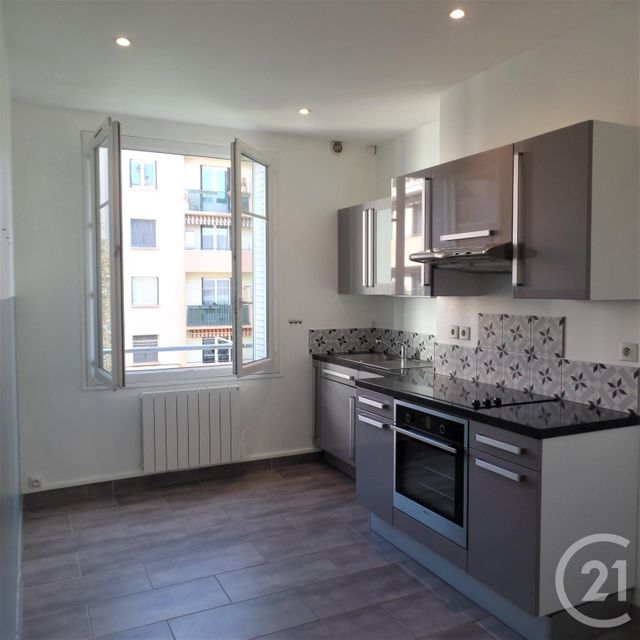 Appartement F3 à louer - 3 pièces - 57.32 m2 - VILLEURBANNE - 69 - RHONE-ALPES - Century 21 Grande Rue
