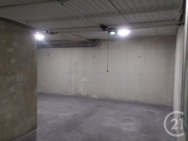parking à louer - 23.3 m2 - LYON - 69003 - RHONE-ALPES - Century 21 Grande Rue