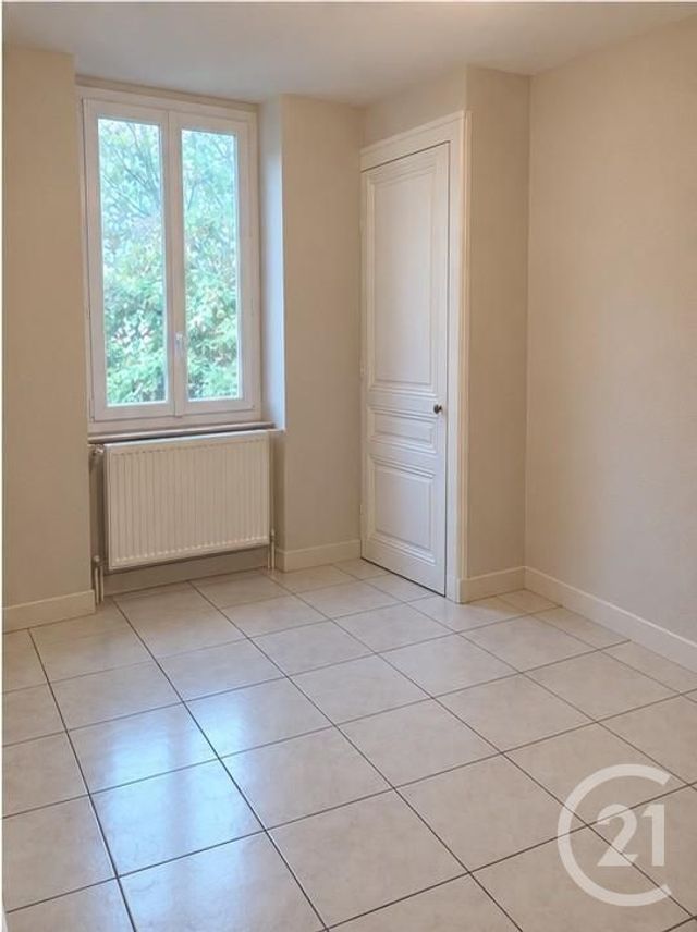 Appartement T2 à louer - 2 pièces - 39.2 m2 - ST ETIENNE - 42 - RHONE-ALPES - Century 21 Grande Rue
