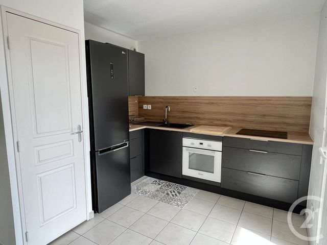 Appartement T3 à louer - 3 pièces - 63.2 m2 - VILLEURBANNE - 69 - RHONE-ALPES - Century 21 Grande Rue