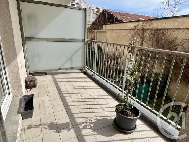 Appartement T3 à louer - 3 pièces - 63.2 m2 - VILLEURBANNE - 69 - RHONE-ALPES - Century 21 Grande Rue